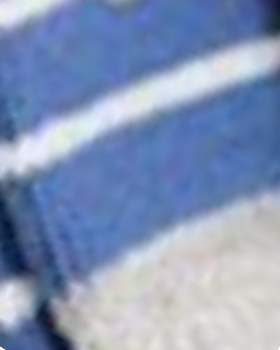 آبی سفید راه راه